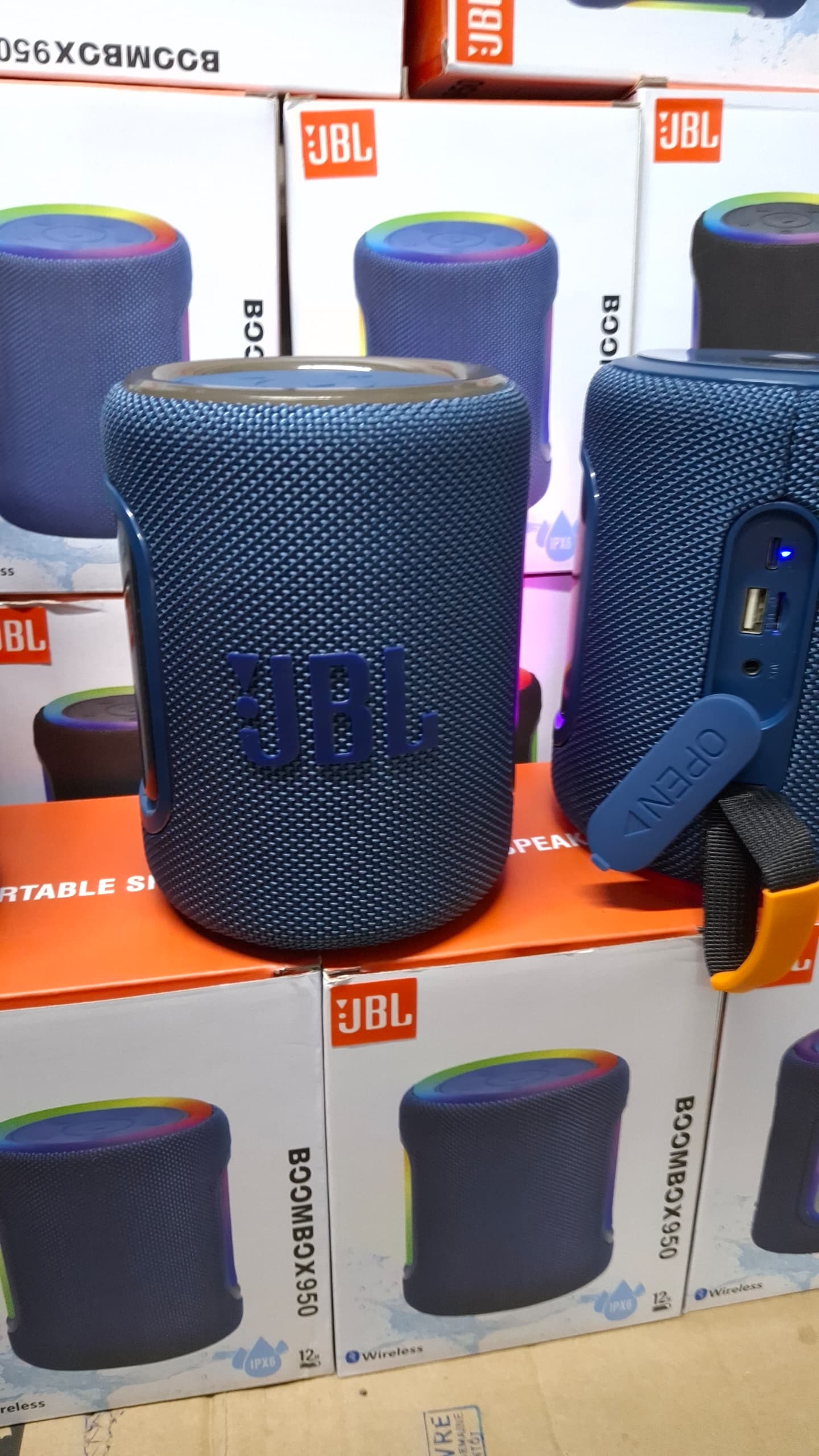 JBL BOOMBOX 950